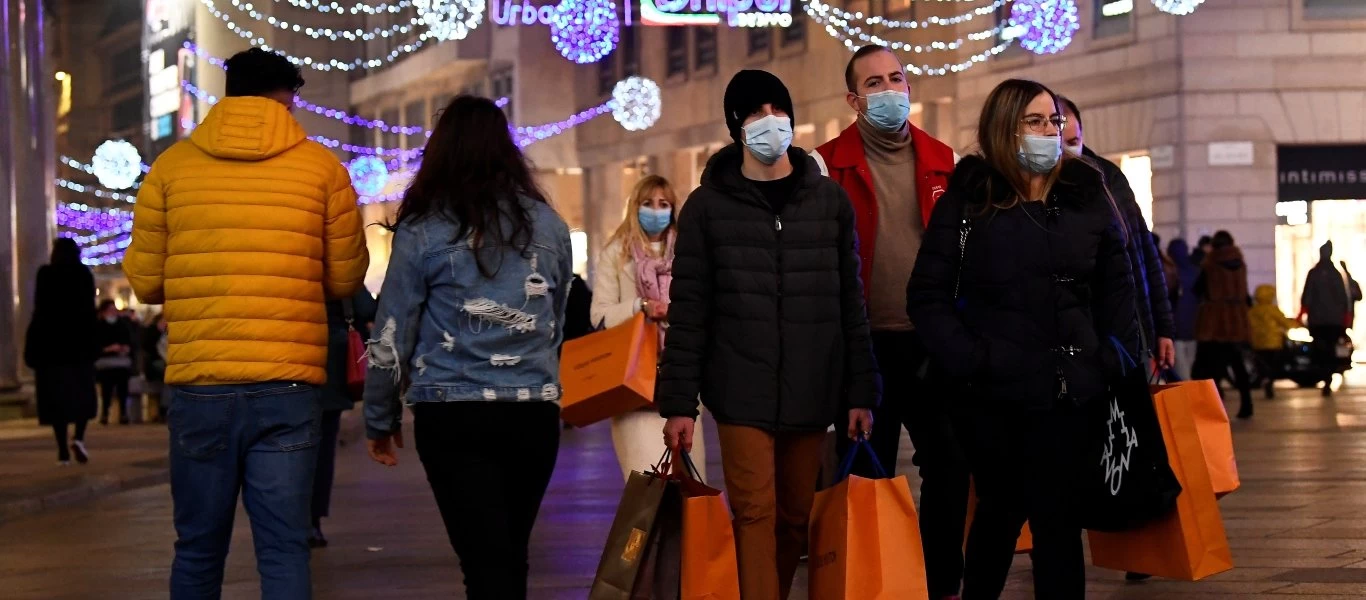 Υπό τον φόβο οικονομικής κατάρρευσης στην Ιταλία άνοιξαν την εστίαση